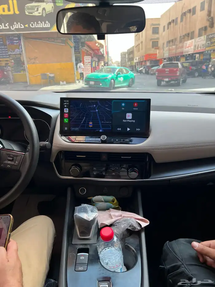شاشه نيسان كستريل 2025 8