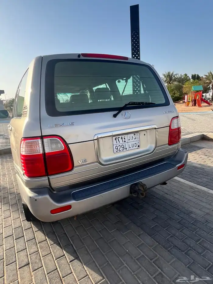 لكزس جيب 2