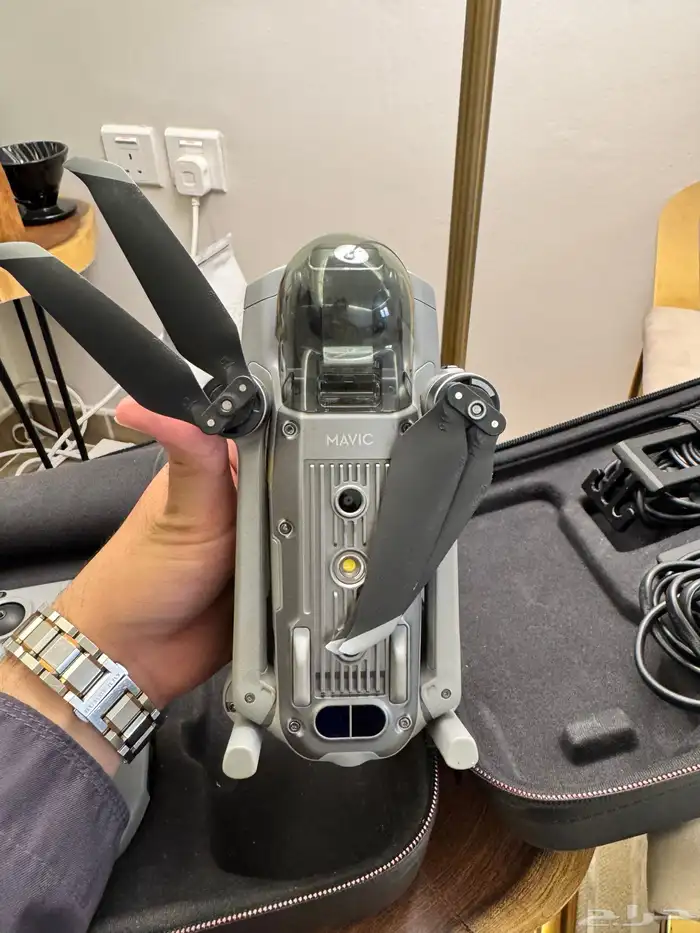 درون DJI MAVIC AIR 2 7