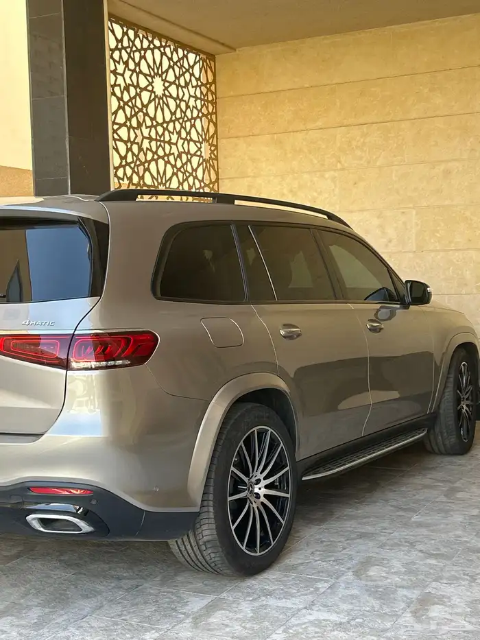 مرسيدس GLS 2022مستورد الماني 5