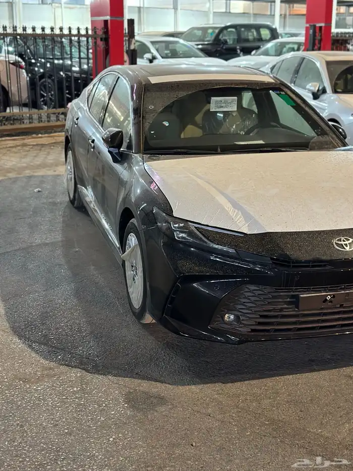 كامري 2025 LE بنزين بسعر 125.000 8