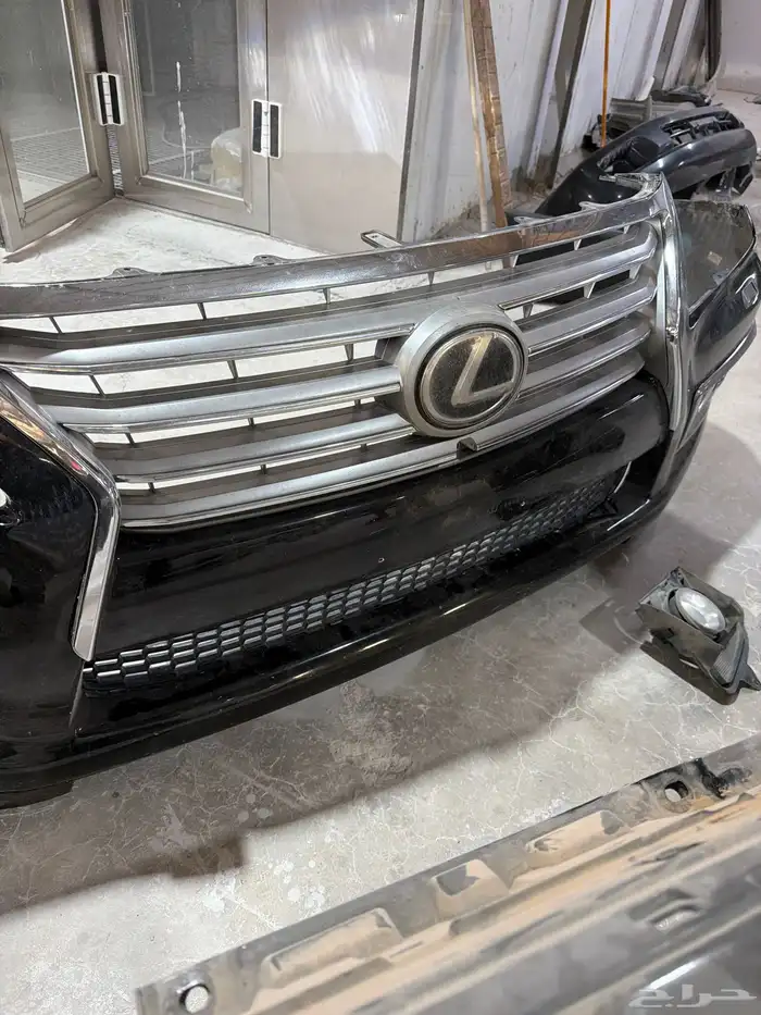 للبيع صدمات اماي وخلفي جيب لكزس 2015 3