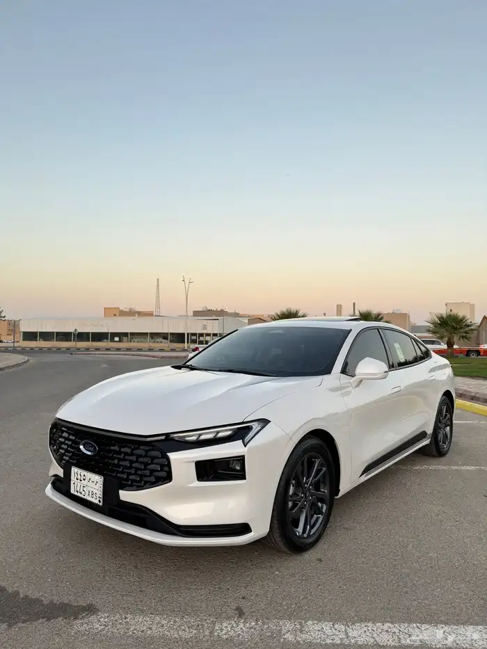 فورد تورس 2025 ترند نص فل 26