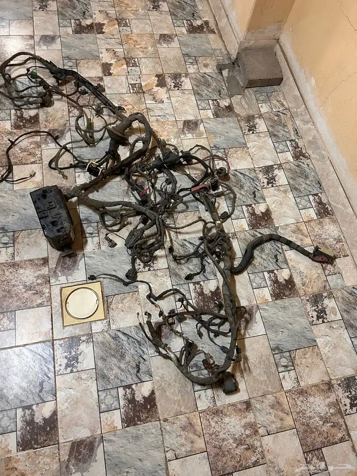 بيع قطع دوج تشارجر 4