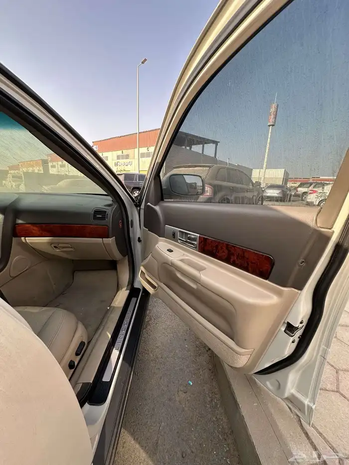 لينكولن ال اس 2005 23