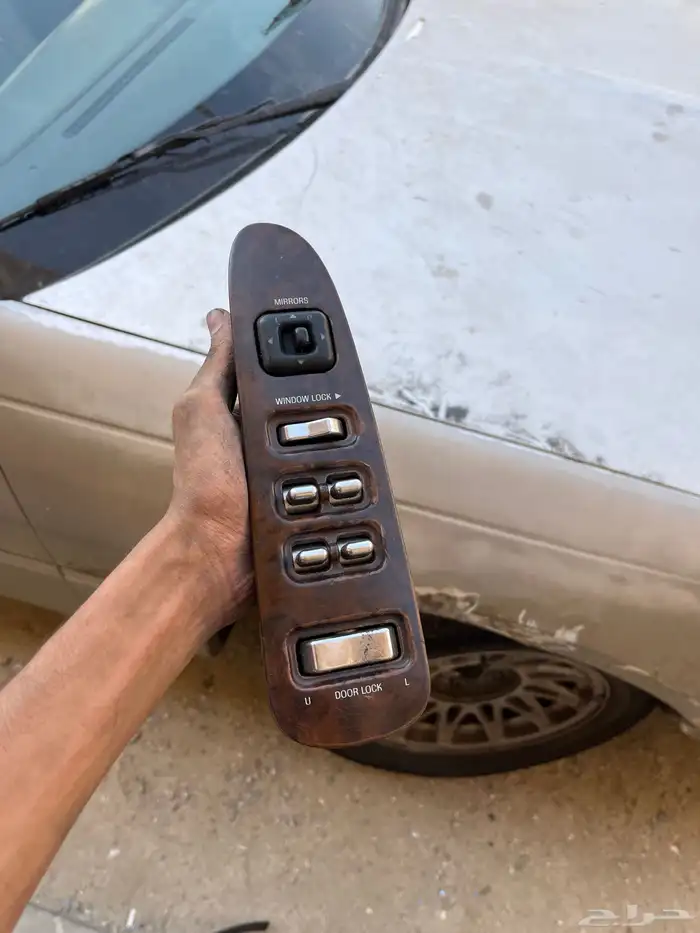 فورد لينكن تاون كار 99 3