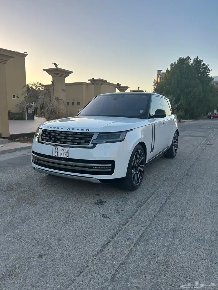 رنج روفر HSE 2023 1