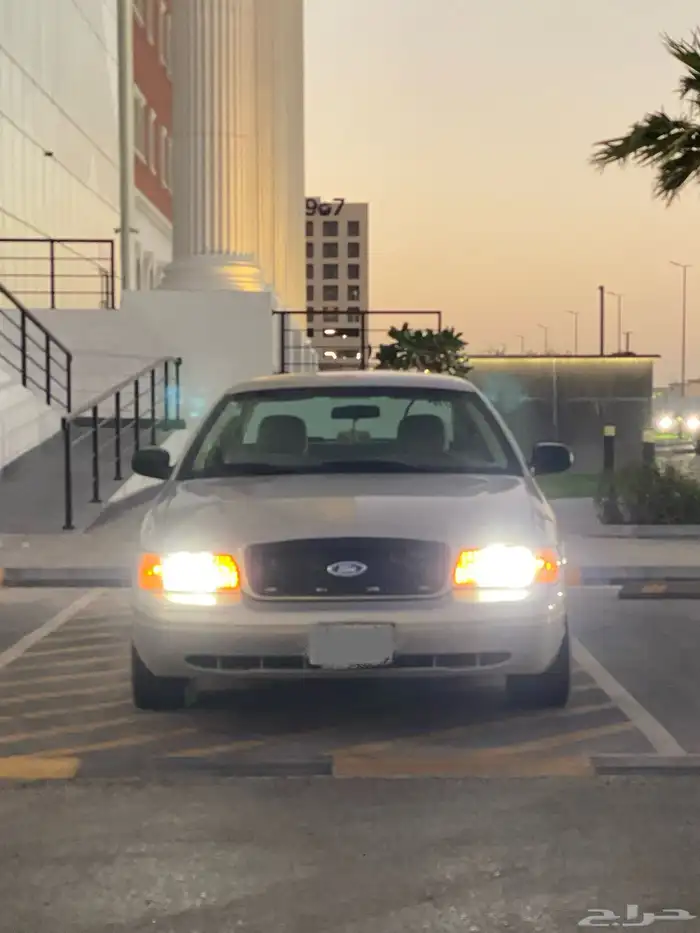 فورد موديل 2010 10