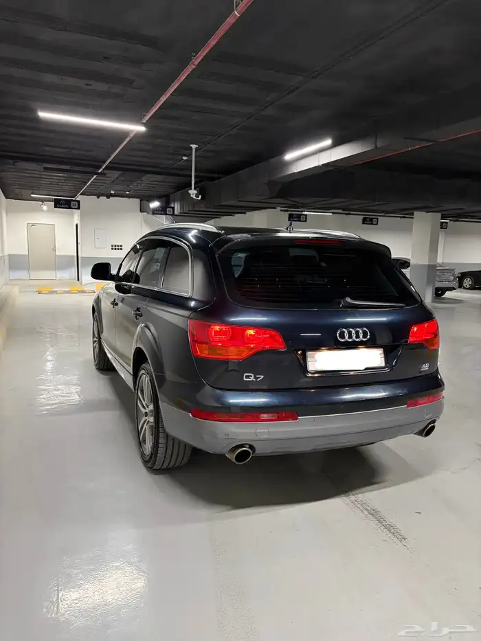 جيب اودي Q7 2007 مخزن 3