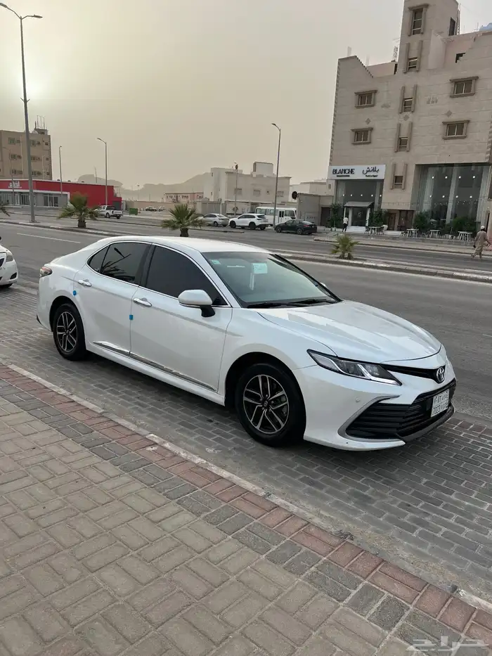 السلام عليكم اعرض لكم كامري موديل 2021 مالك ثاني بدي مرشوش 23