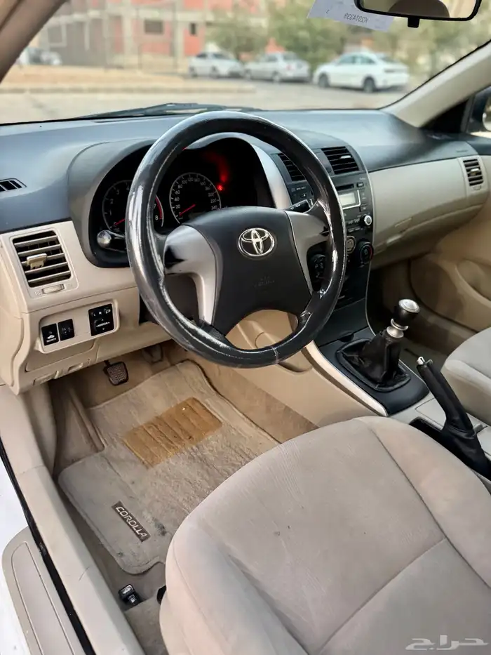 للبيع كورلا 2012 (XLI 1.6) نص فل ((نظيفة)) 31