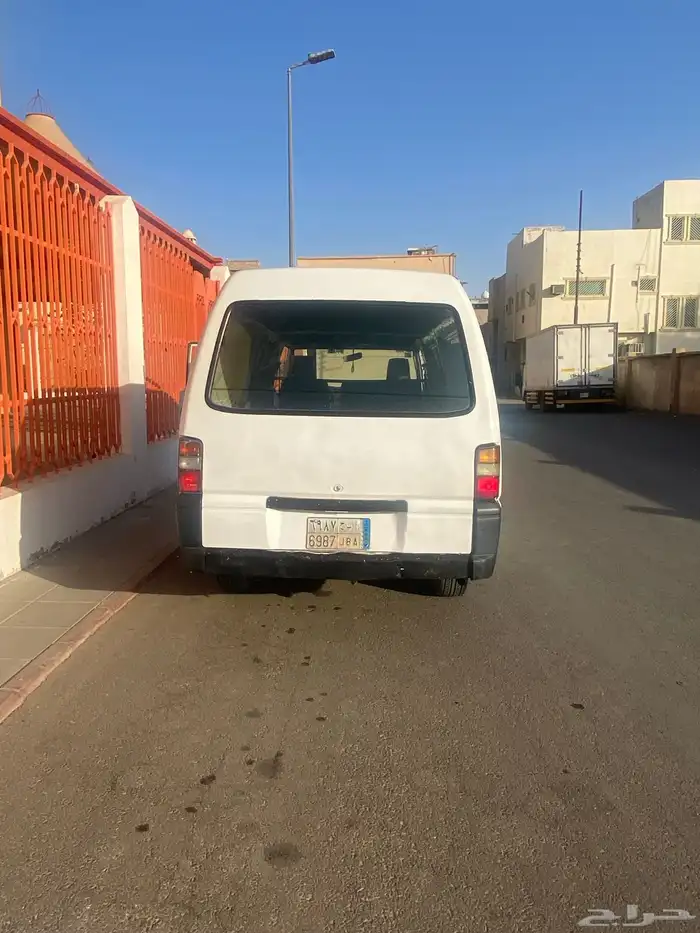 تم البيع باص مستوبيشي 2004 نظيف 3
