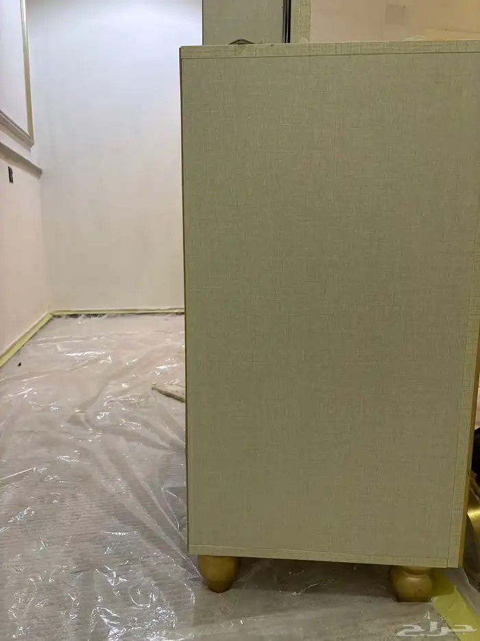 تم البيع 2 كمودينا وسرير مترين في مترين وتسريحه 8