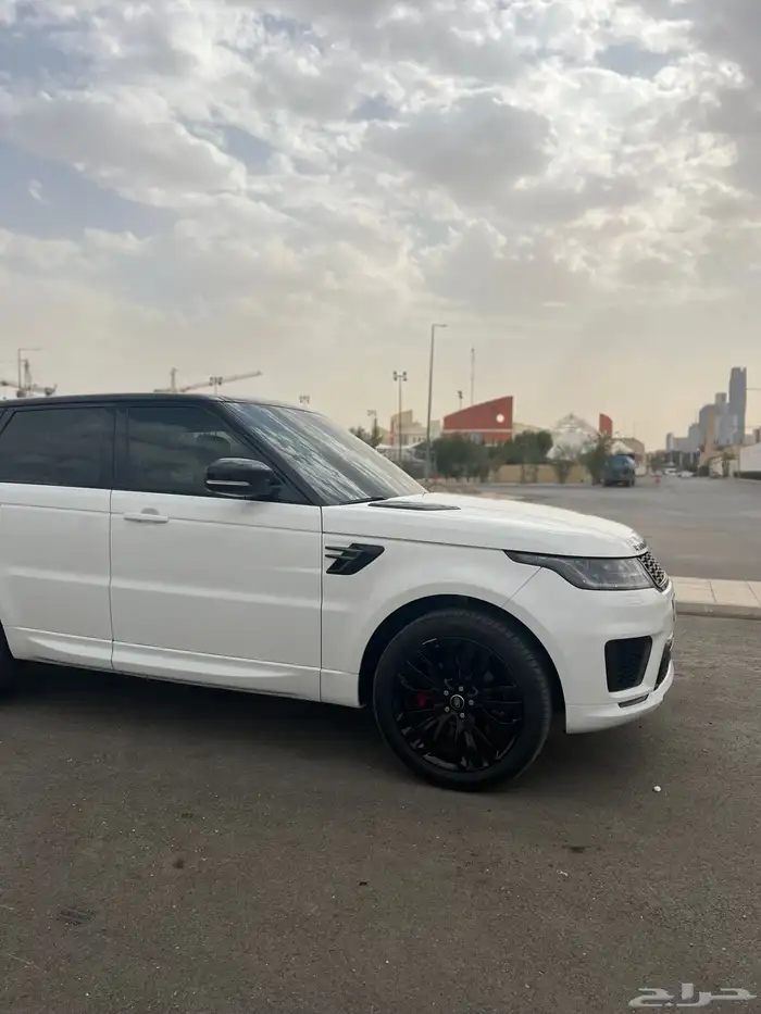 رينج روفر سبورت نظيف خالي من الصدوم 2019 ضمان السياره ممدد 4
