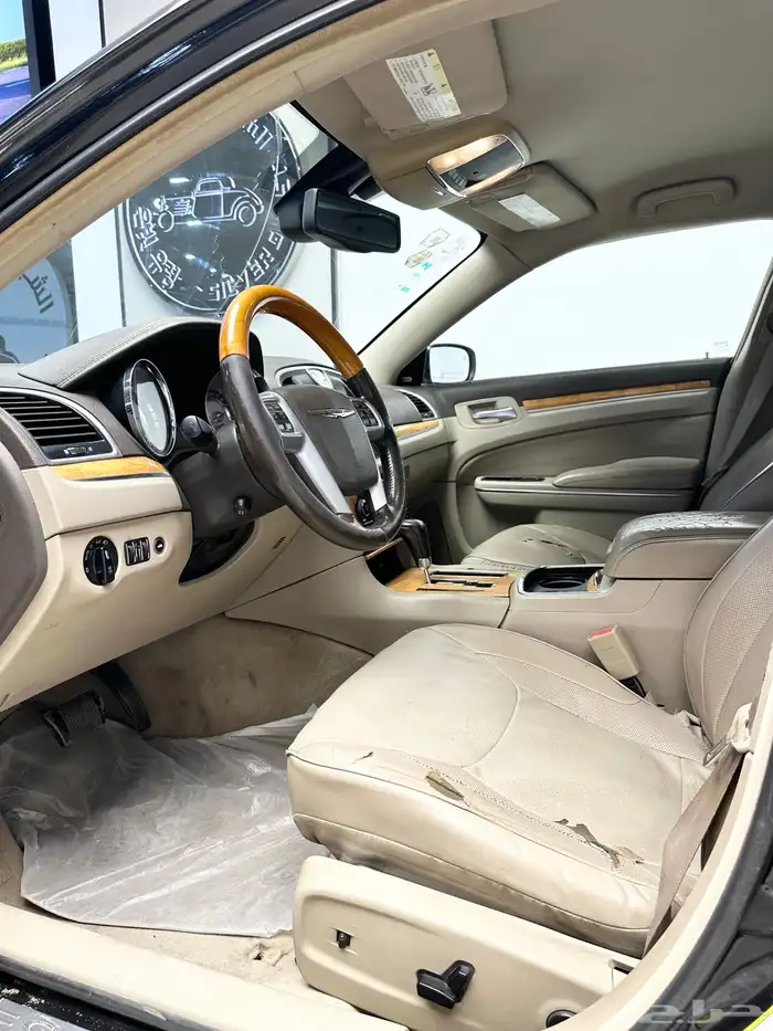 كرايزلر C300 نص فل هيمى 2012 4