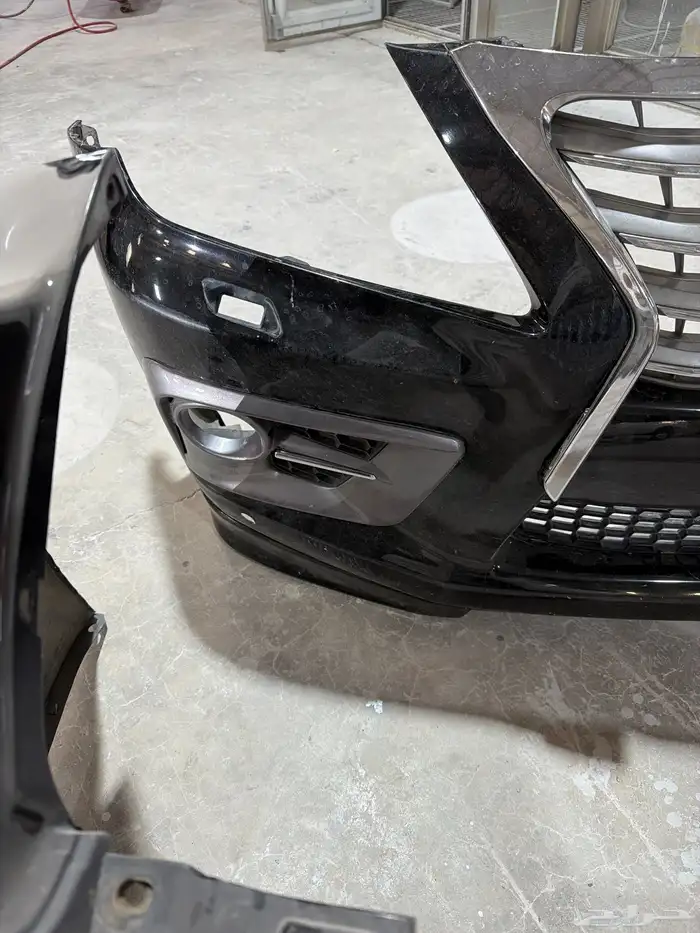 للبيع صدمات اماي وخلفي جيب لكزس 2015 4