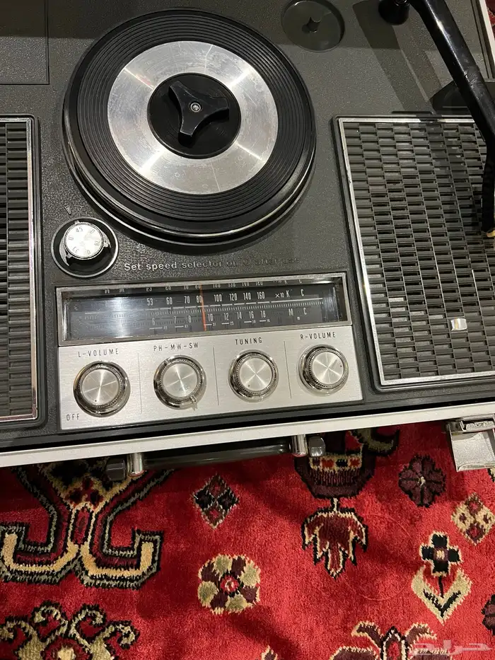جهاز مشغل أسطوانات جرمافون وراديو شنطه 6