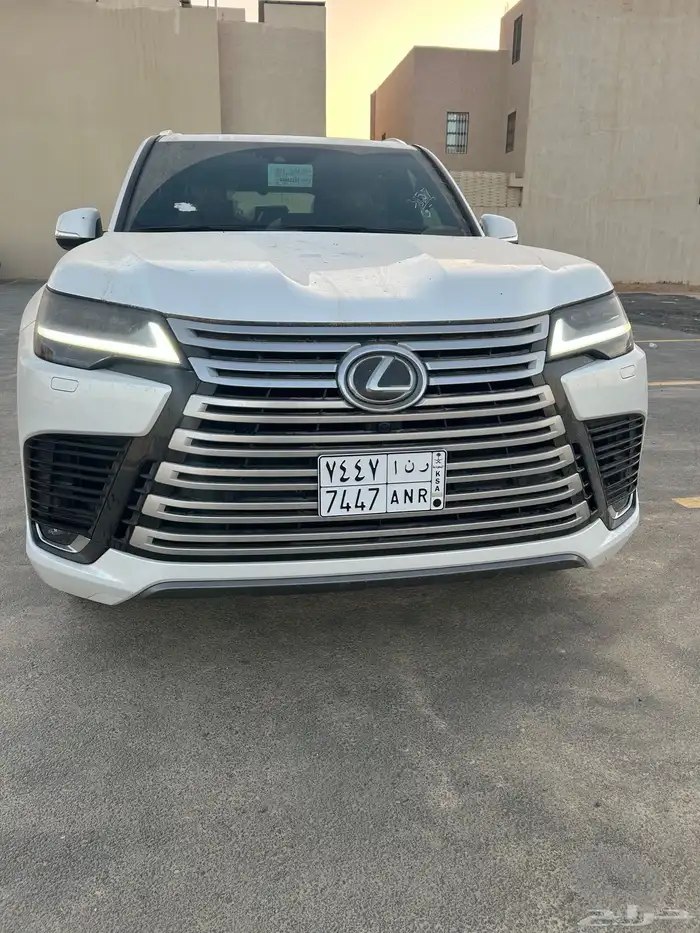 لكزس 2024 LX فئة 600 DD مخززن سعودي 0