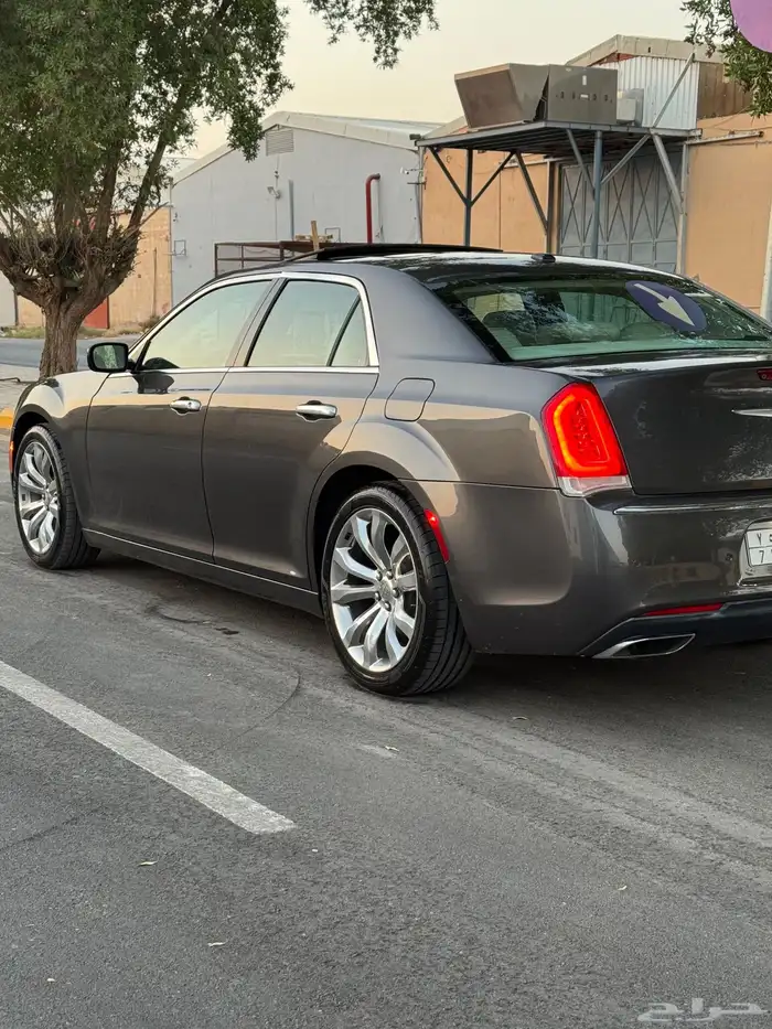 كرايسلر 2016 فل كامل هيمي 8V 6