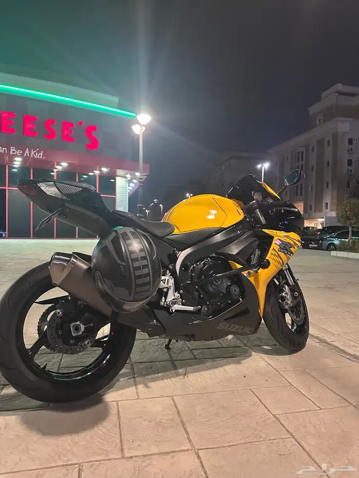 دباب سوزوكي 750 2012 2