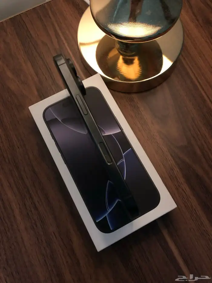 ايفون 16 برو أسود 256GB(وضمان جرير الشامل ) 1