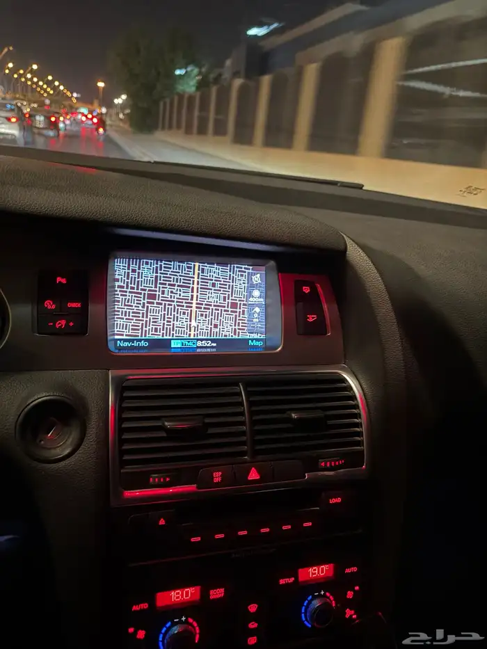 جيب اودي Q7 2007 مخزن 15
