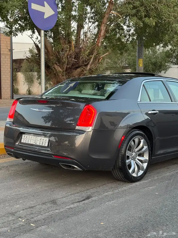 كرايسلر 2016 فل كامل هيمي 8V 17