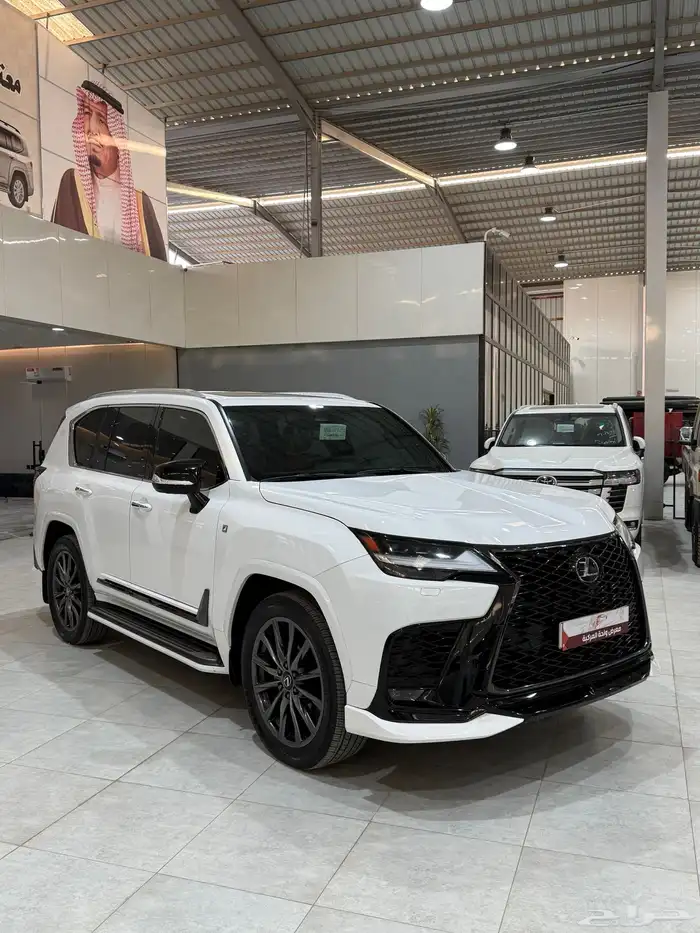 لكزس LX.600.F سبورت 2025 الساير شبه جديد تم البيع 2