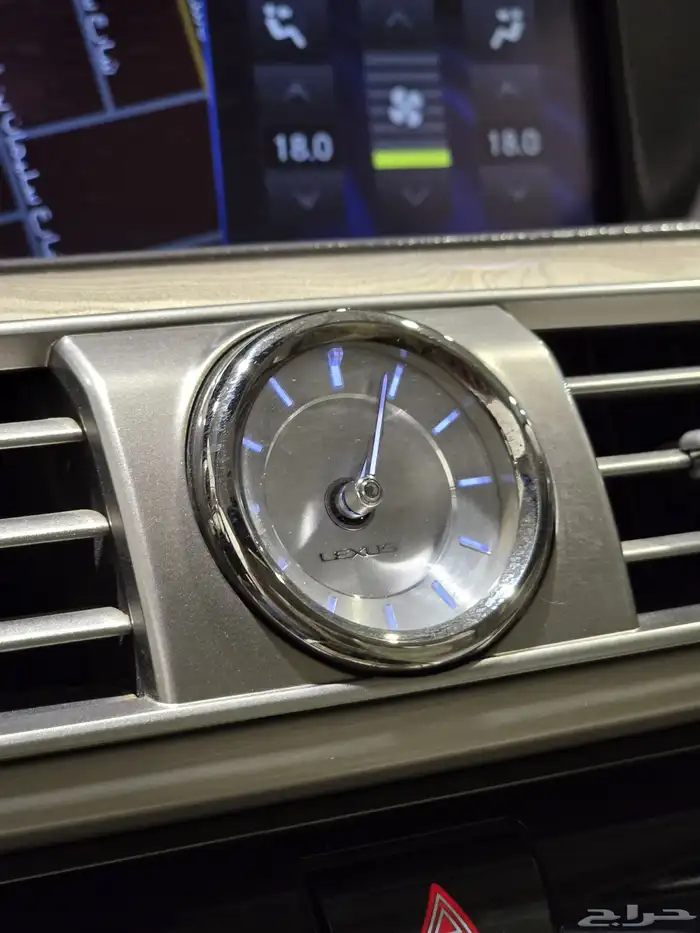 لكزس LS460 موديل 2013 بحالة ممتازة 19