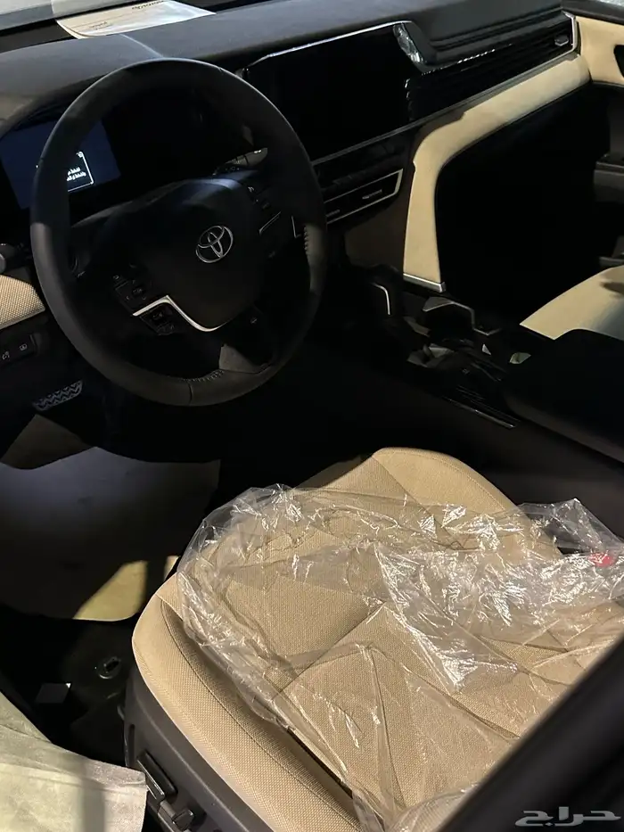 كامري 2025 LE بنزين بسعر 125.000 11