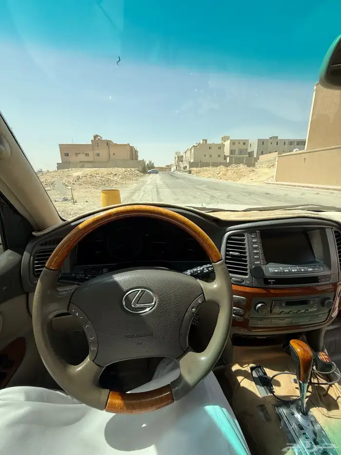 جيب لكزس 2005 6
