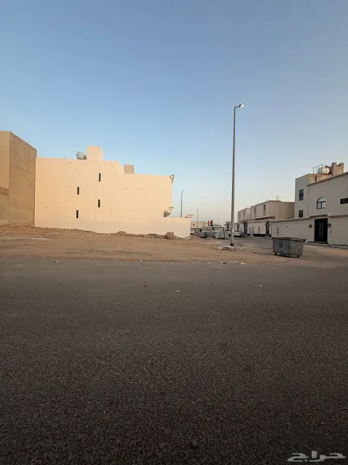 للبيع ارض في مخطط النبلاء م267 على شارعين 16م شمالي غربي 3
