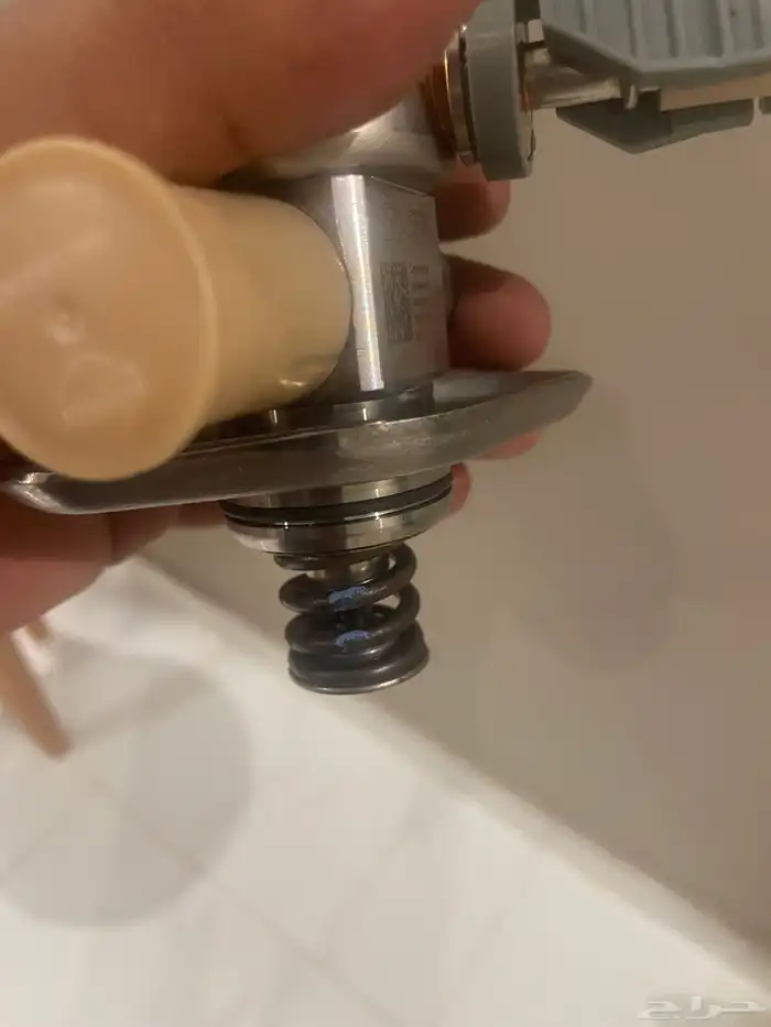 طرمبه بنزين جنسس 1