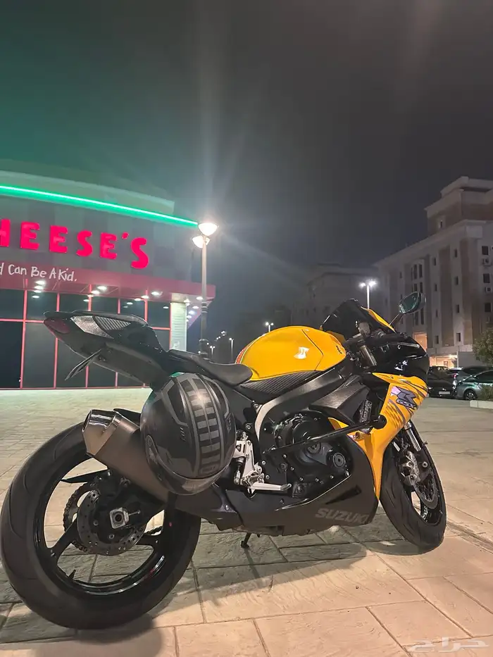 دباب سوزوكي 750 2012 5