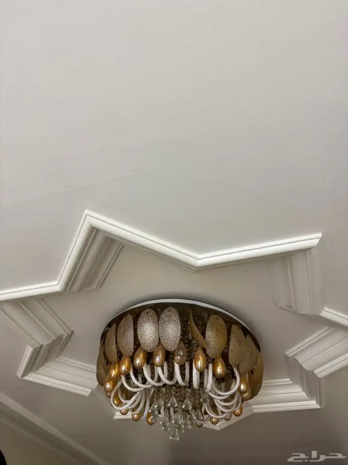 ثريا 4