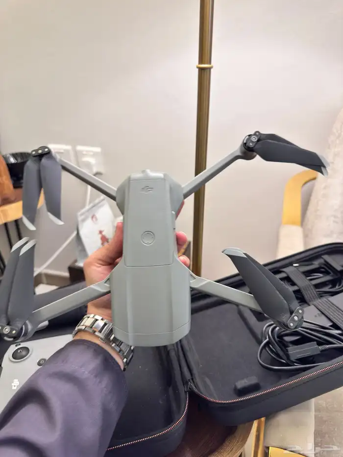 درون DJI MAVIC AIR 2 9