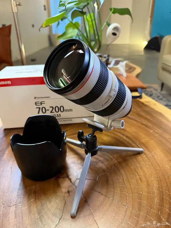 عدسة زوم كانون   Canon 70-200 f 2.8 0