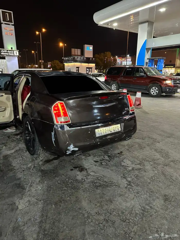 كرايسلر V8فل كامل 8