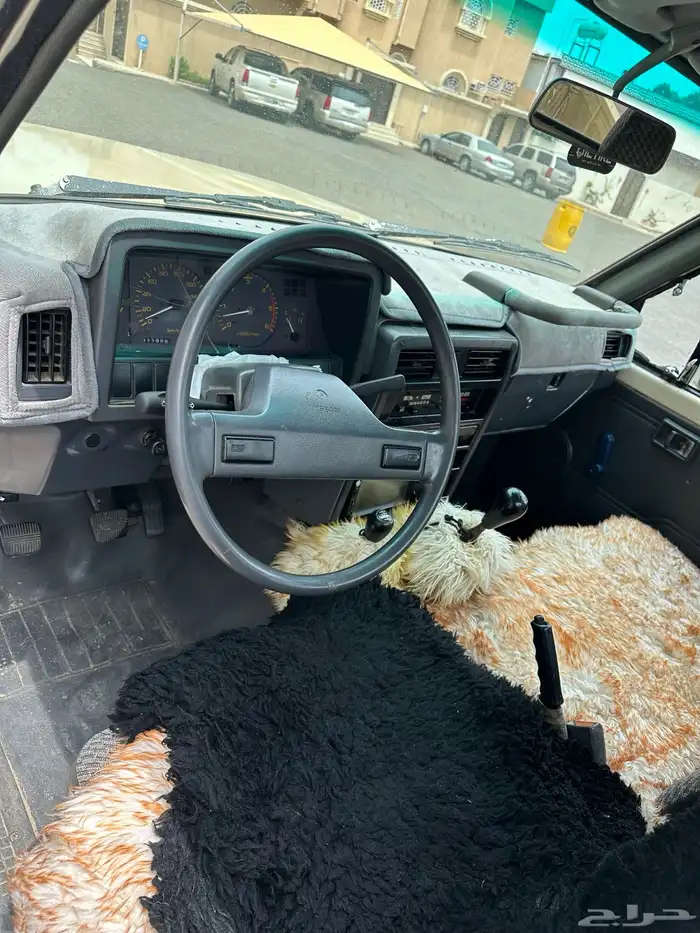 نيسان شاص 8