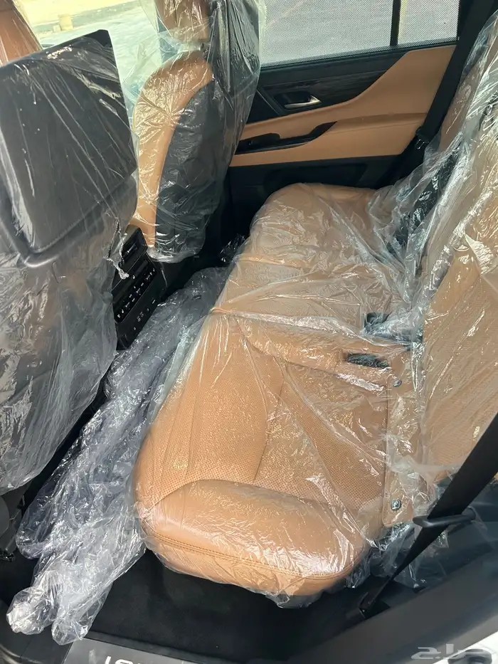 لكزس 2024 LX فئة 600 DD مخززن سعودي 11