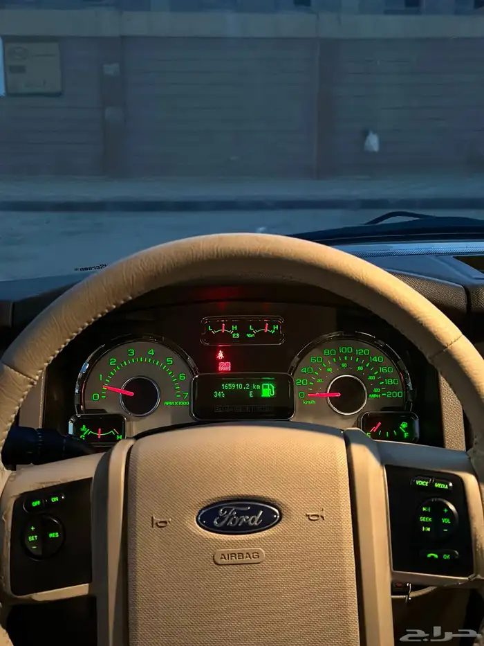 فورد اكسبيدشن 2014 نظيف جدا 11