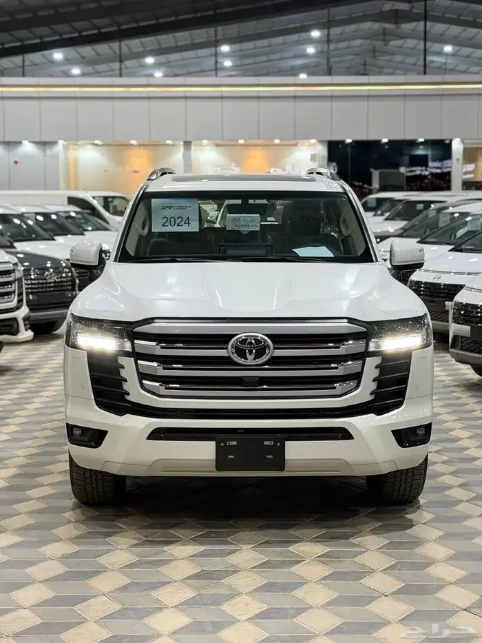لاندكروزر ( 2 ) جديد 2024 سعودي ( 263الف ) 1