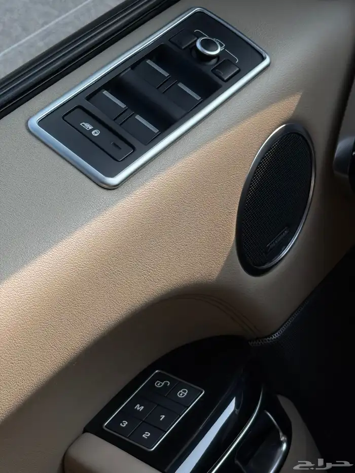 RANGE ROVER 28
