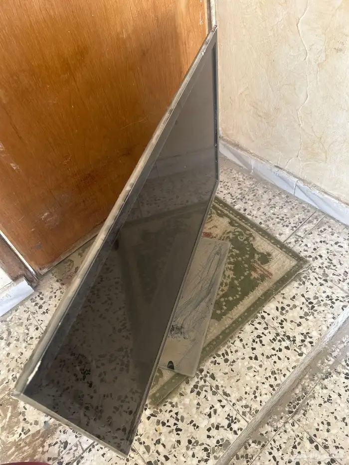 شاشه ممكن 40 بوصه 2