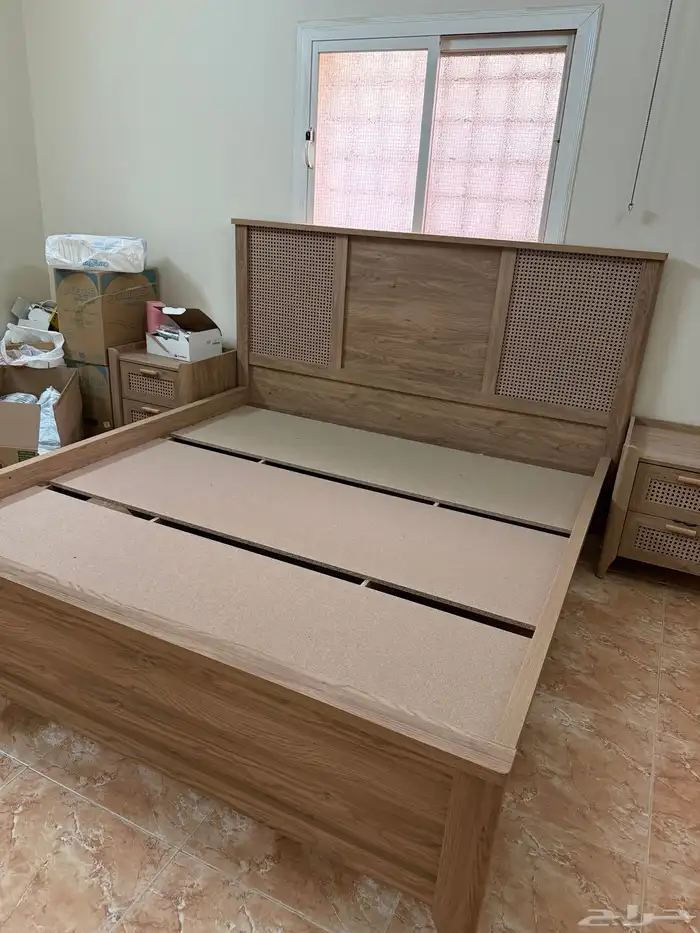 سرير جديد من هوم بوكس 2