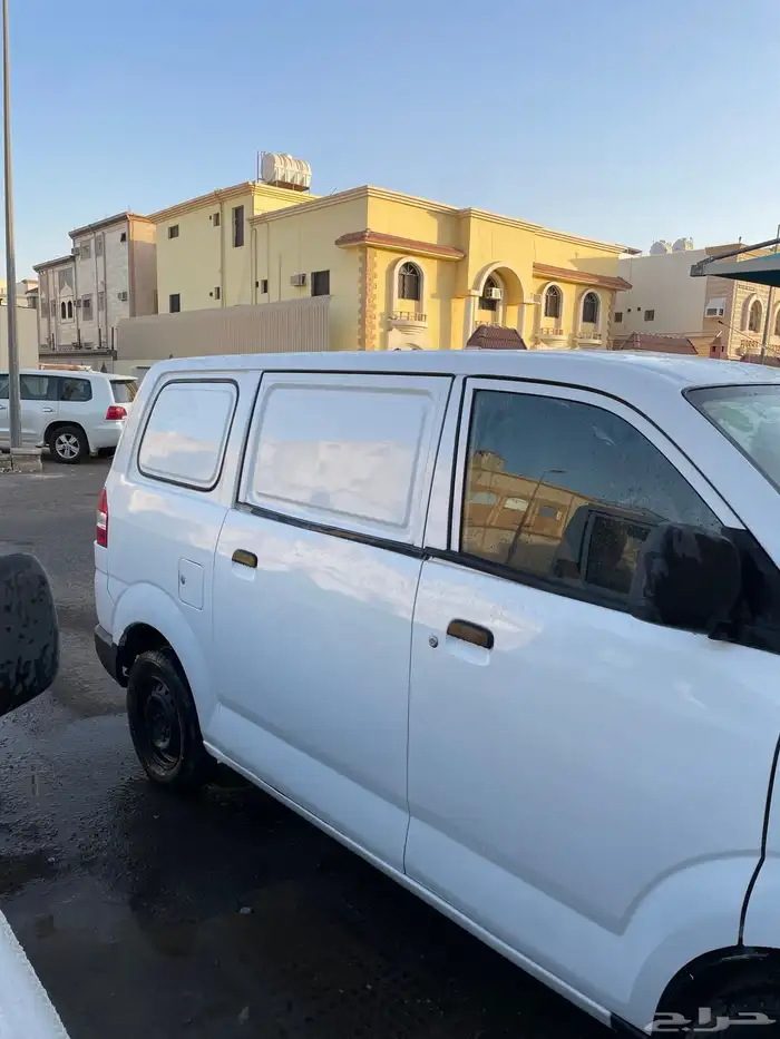 فان باص سوزوكي نظيف للبيع 4