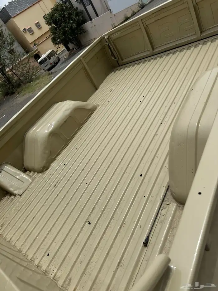 نيسان شاص 11