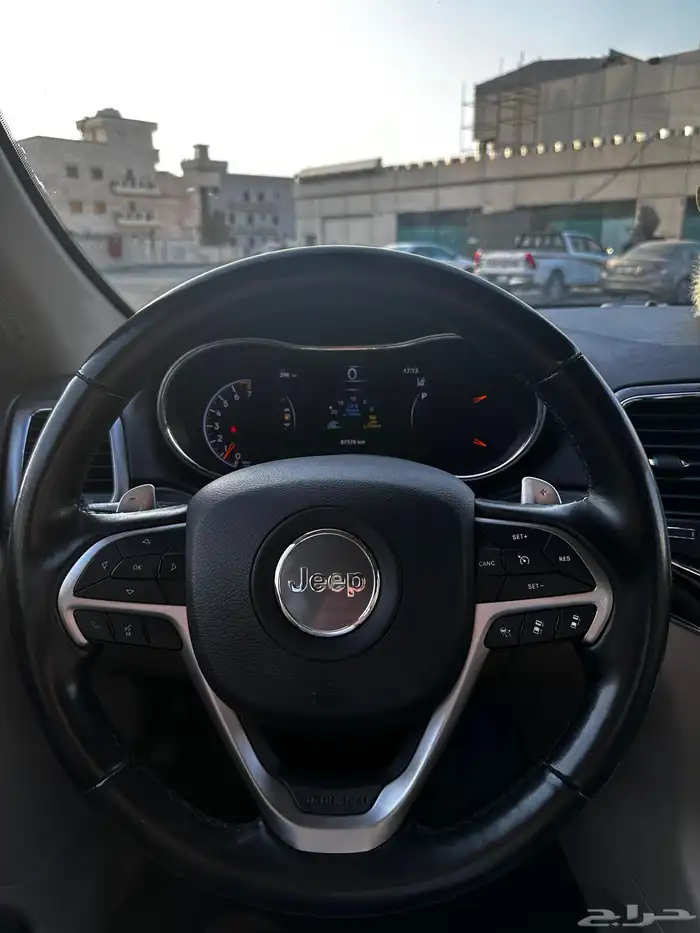 جيب جراند شيروكي 2021 16