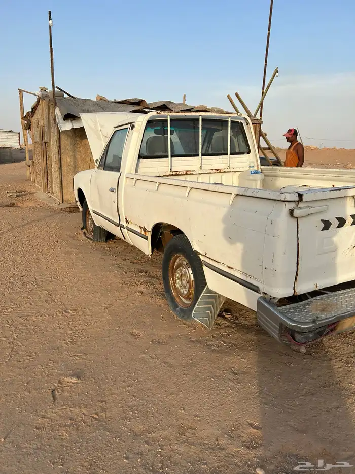 للبيع دتسن 1980 1