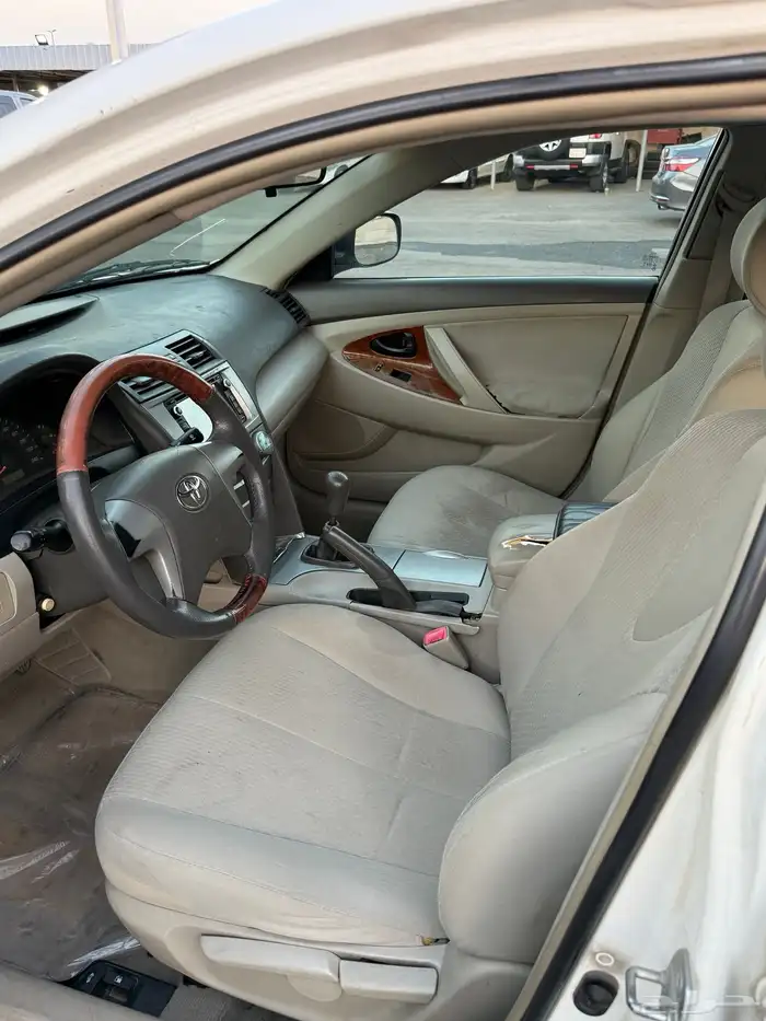 للبيع كامري 2008 قير عادي 9